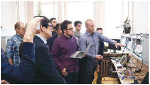 The hackathon participants_9.jpg